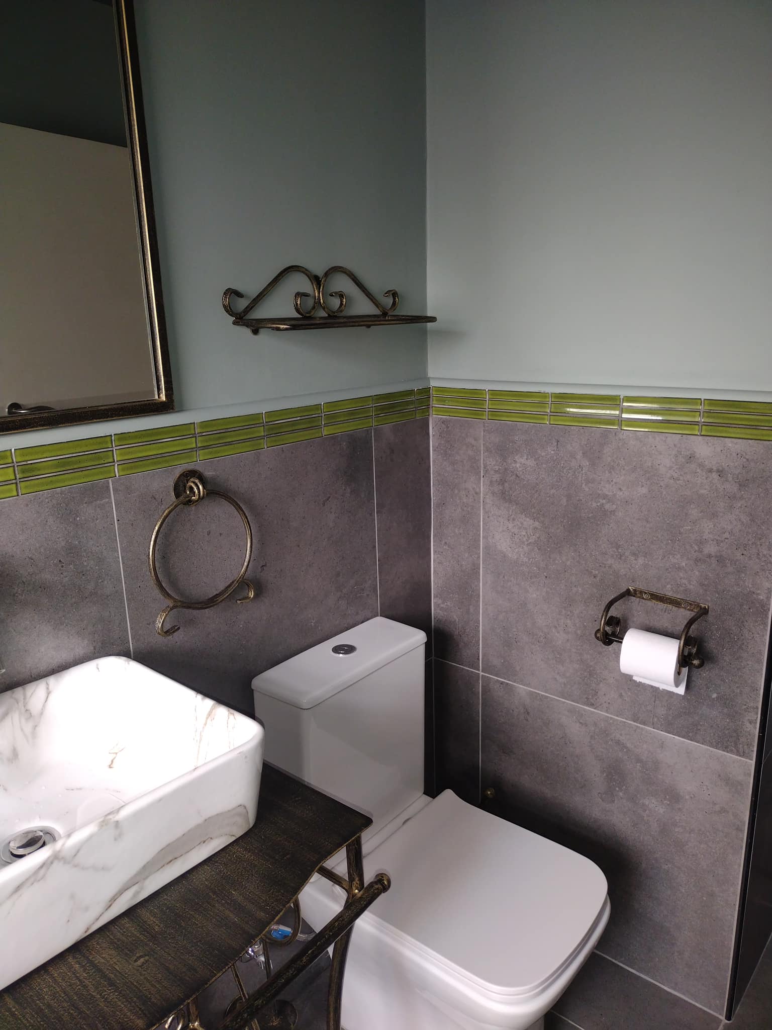 Bathroom renovation · Sunnydale — Bathroom 7