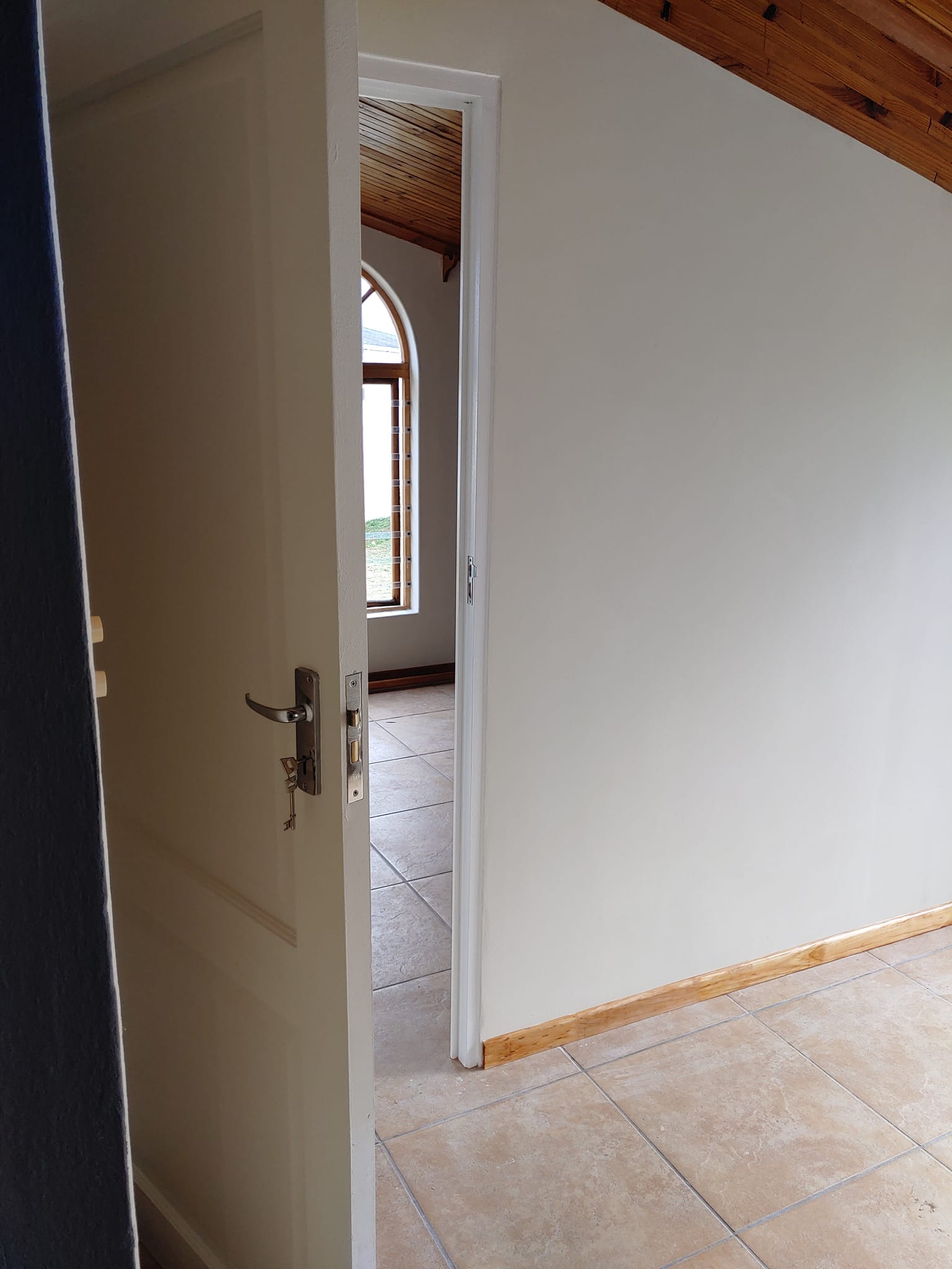 Drywall installation · Sun Valley — Dry Wall partition